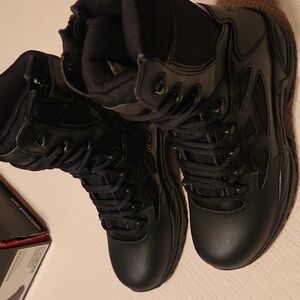Reebok Men's Black High-Top Boots